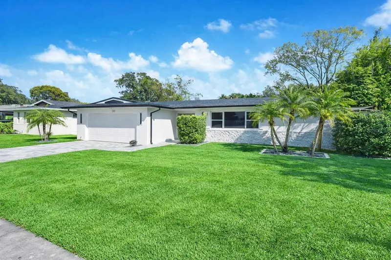 330 Elkhorn Ct, FL