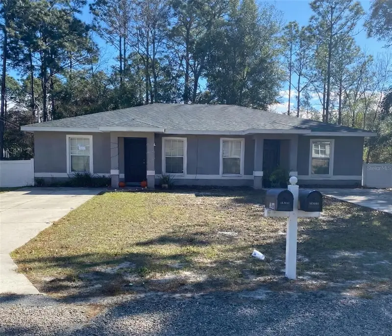 9435 N Manashee Dr, FL