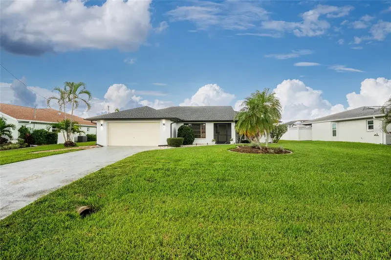 21 Bunker Ln, FL