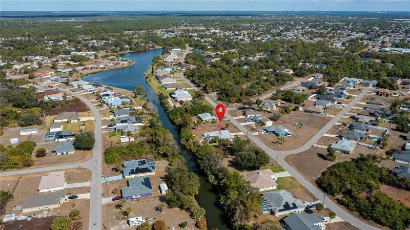 443 Fairmont Ter, FL
