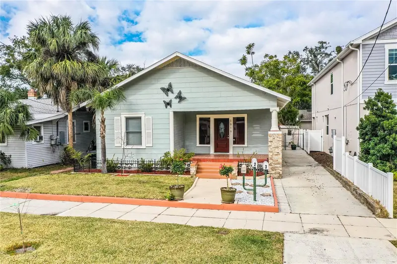 1919 W North A St, FL