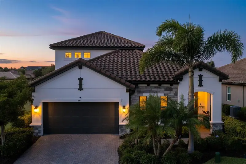2515 63rd Ter E, FL