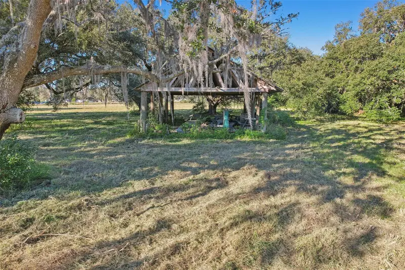 4610 E County Road 542, FL