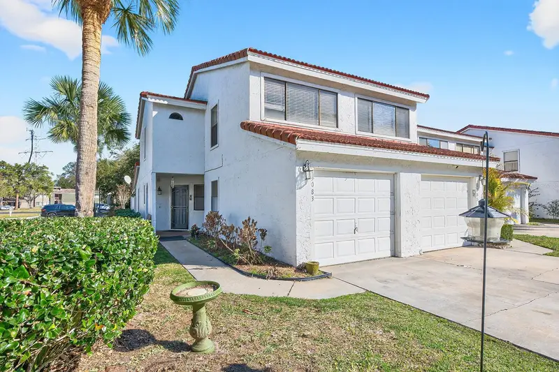 5083 Ernst Ct #62, FL