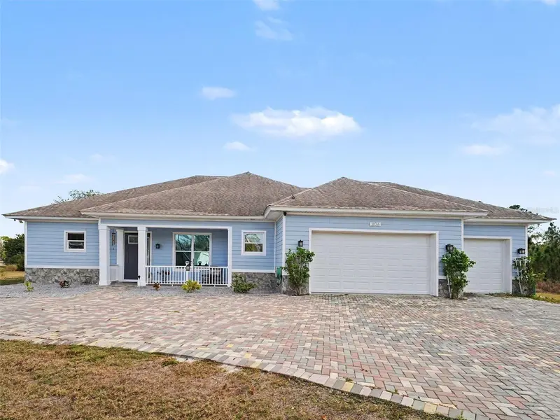 306 Calendar St, FL