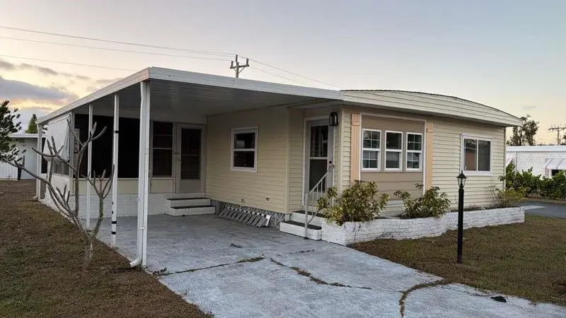 530 Sun Up St, FL