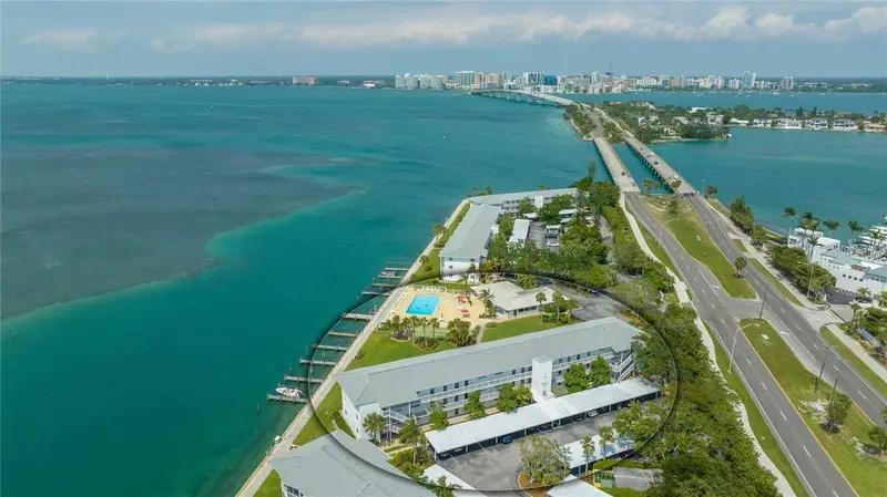 771 John Ringling Blvd #2, FL