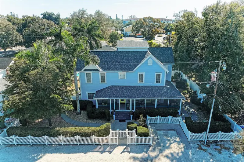 1315 15th Ave W, FL