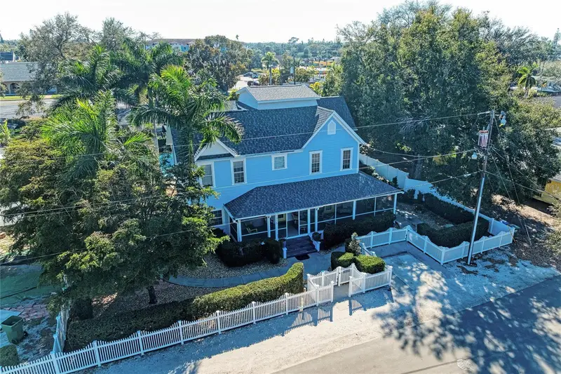 1315 15th Ave W, FL