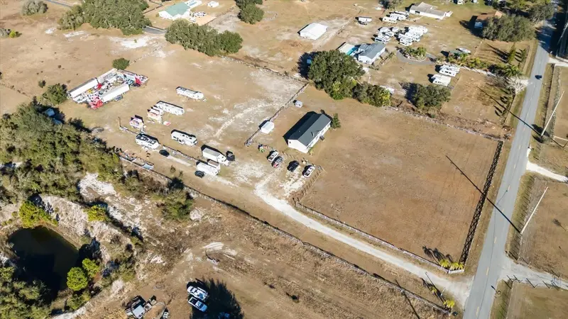 2470 Absher Rd, FL