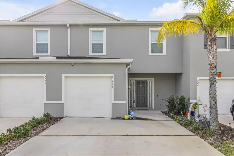 2724 Silver Canoe Dr, FL