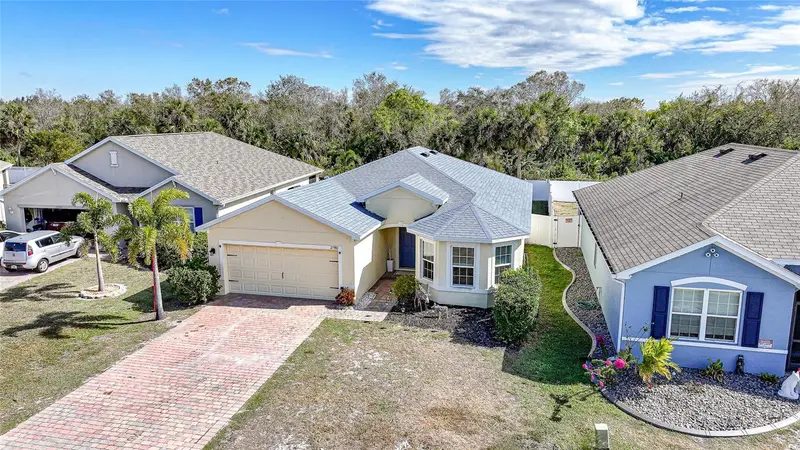 27980 Arrowhead Cir, FL