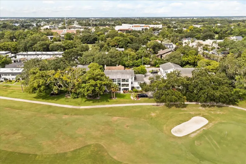 494 W Par St, FL