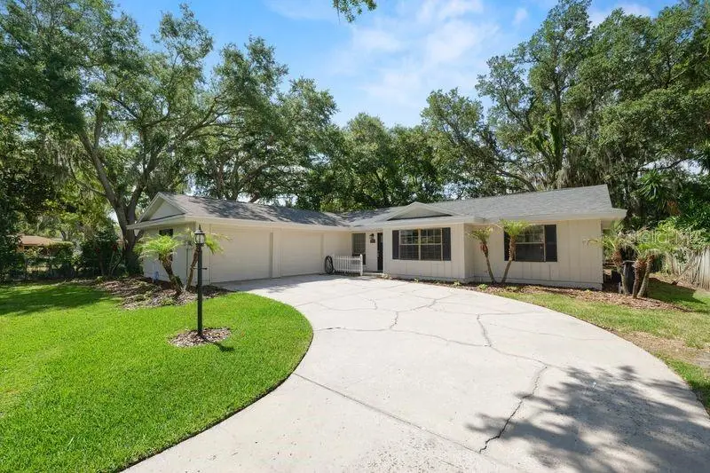4084 The Fenway, FL