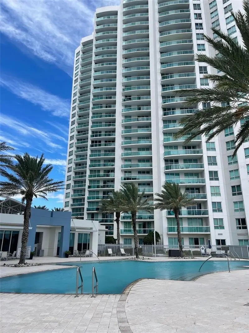 241 Riverside Dr #410, FL