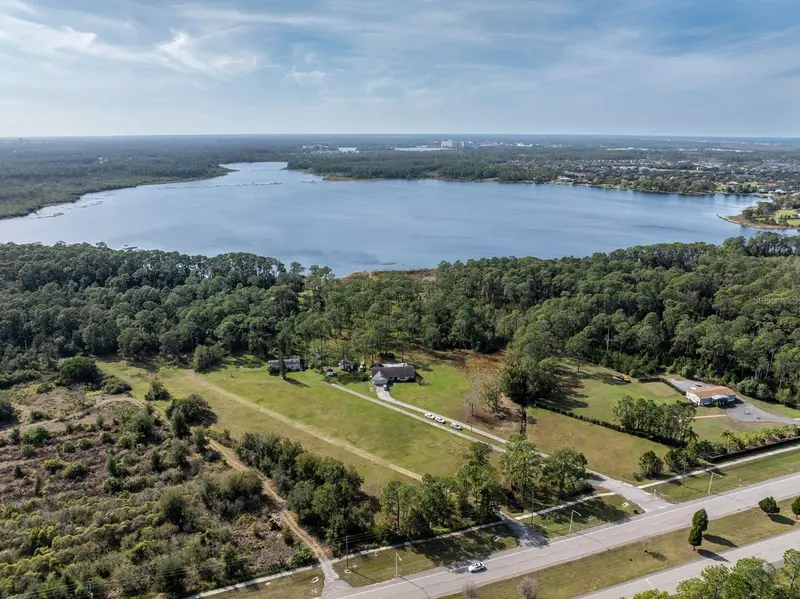 8822 Winter Garden Vineland Rd, FL