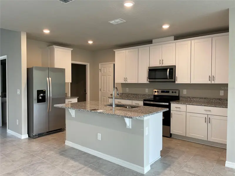 3152 Bella Vista Dr, FL