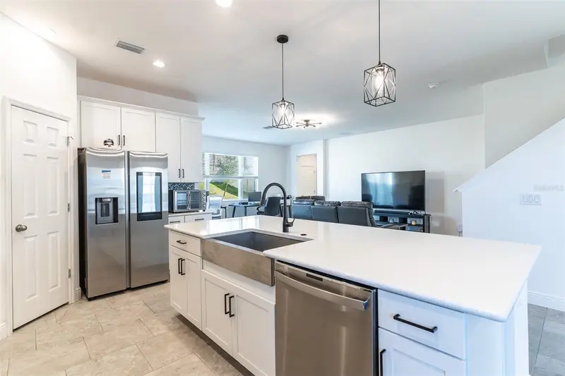 622 Bellingham Way, FL