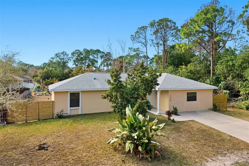 1336 Gingold St Nw, FL