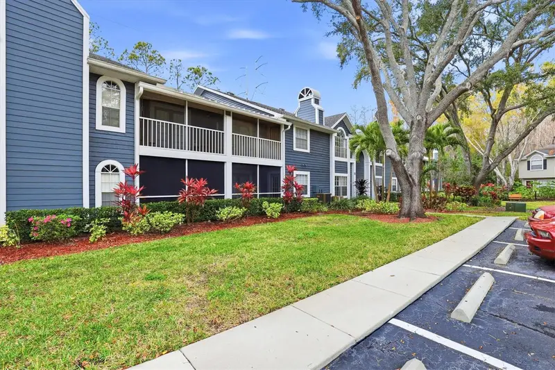 2101 Fox Chase Blvd #204, FL