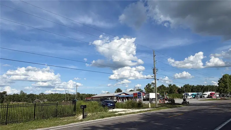 3824 State Road 33, FL