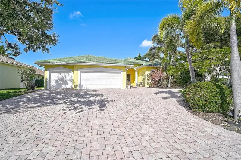 4708 Sweetmeadow Cir, FL
