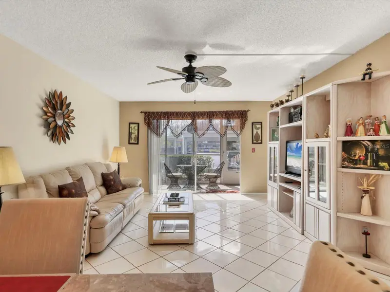 1330 Glen Oaks Dr E #174d, FL