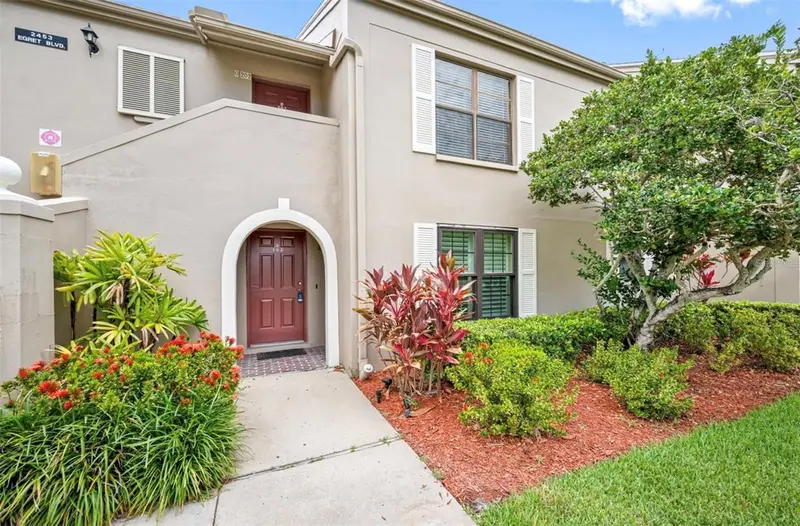 2453 Egret Blvd #102, FL