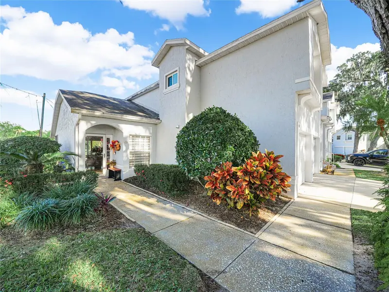 414 Eagle Ridge Dr #414, FL