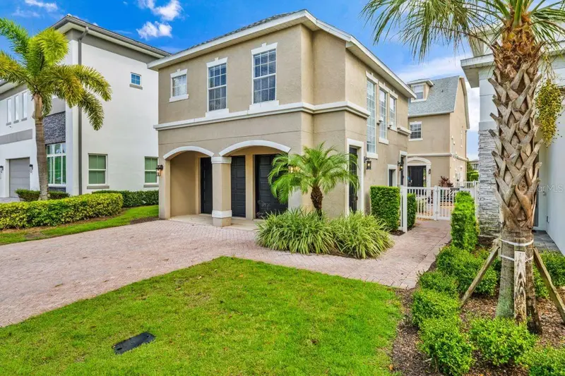 1525 Corolla Ct, FL