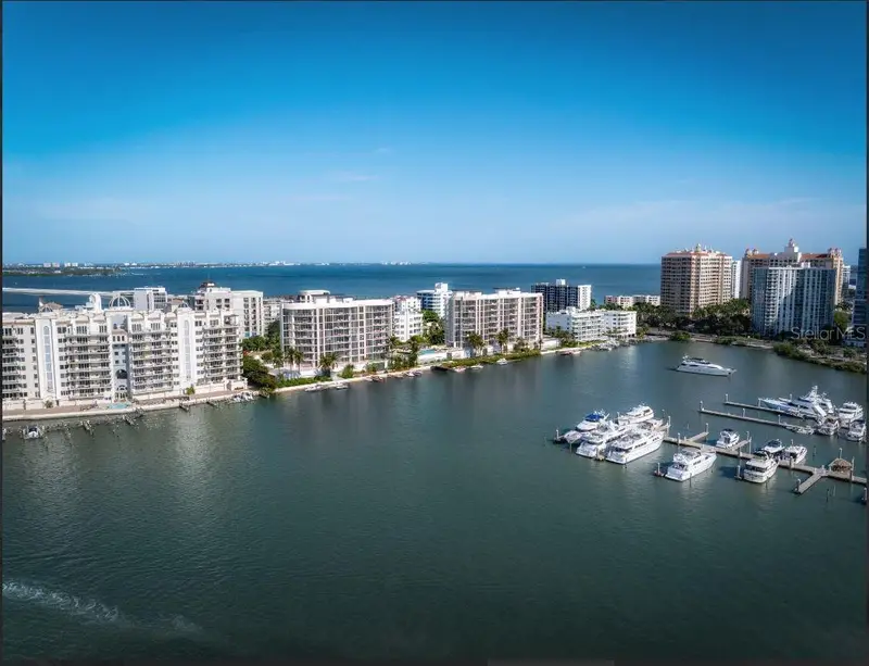 590 Golden Gate Point #706, FL