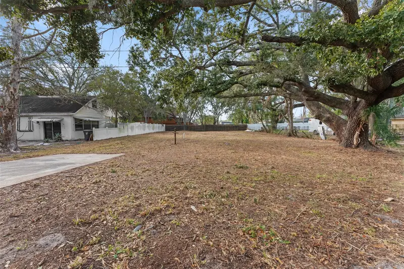 503 Buckingham Ave W, FL