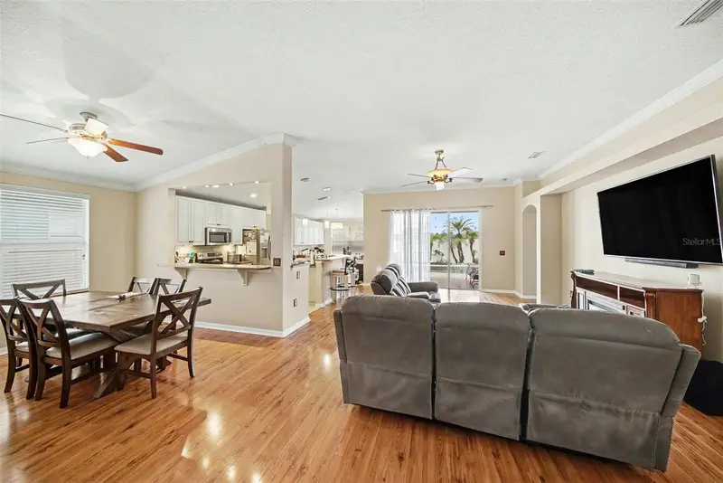 215 Fern Gulley Dr, FL