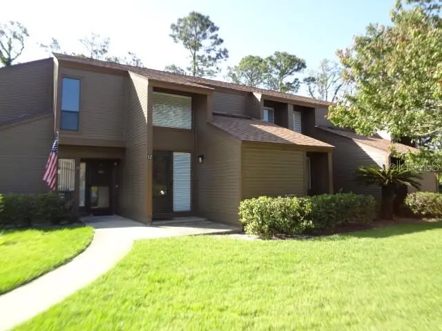 12 Hembury Ln, FL