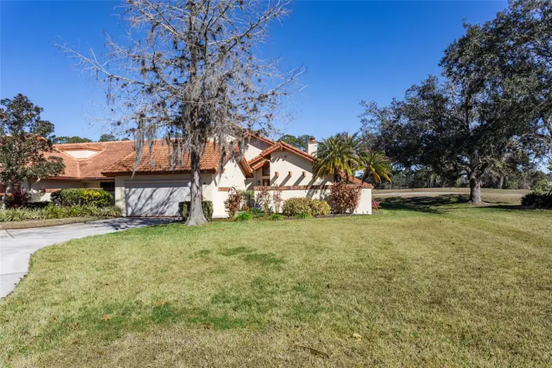 39 Village Cir #5-501, FL