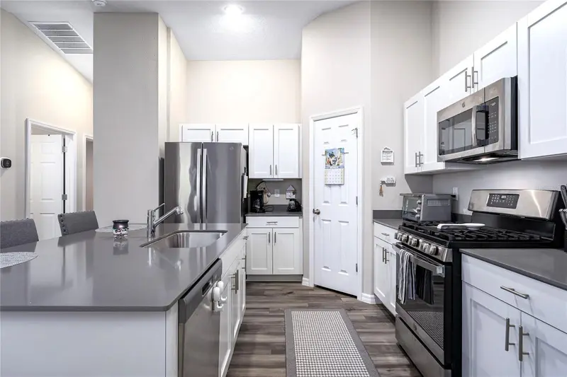 7635 Twin Leaf Ter, FL