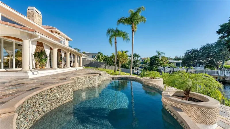 7300 Cove Ter, FL