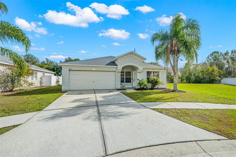 6114 School House Ct, FL