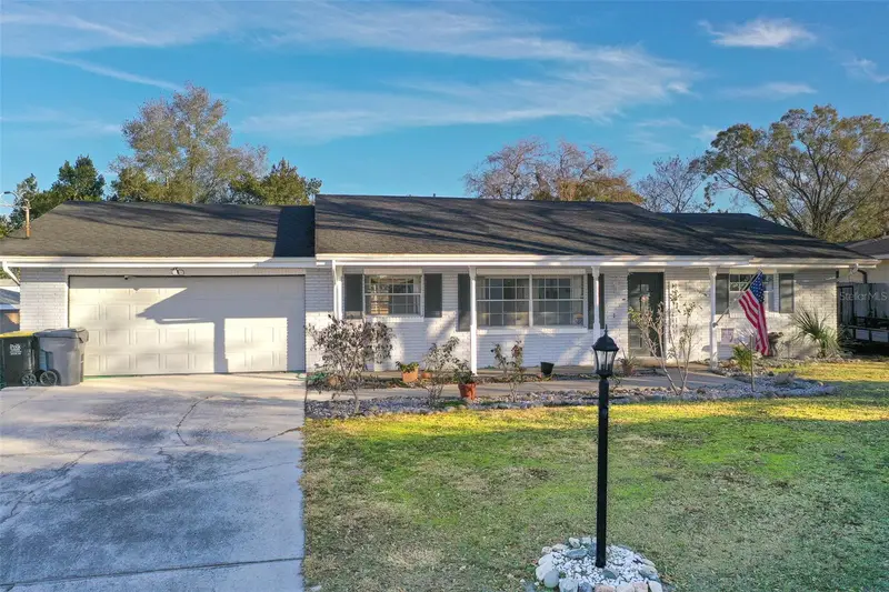 250 Volusia Dr, FL