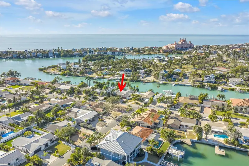 2890 Alton Dr, FL