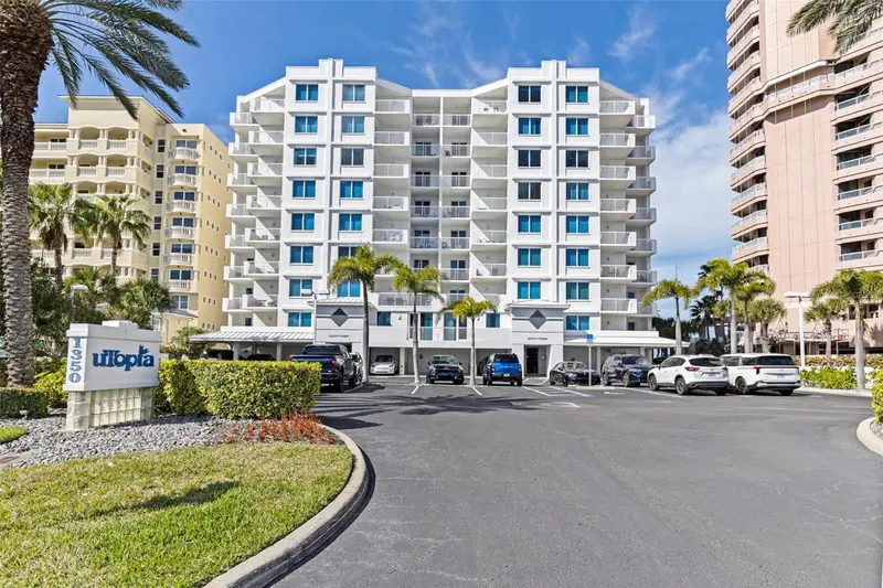 1350 Gulf Blvd #704, FL