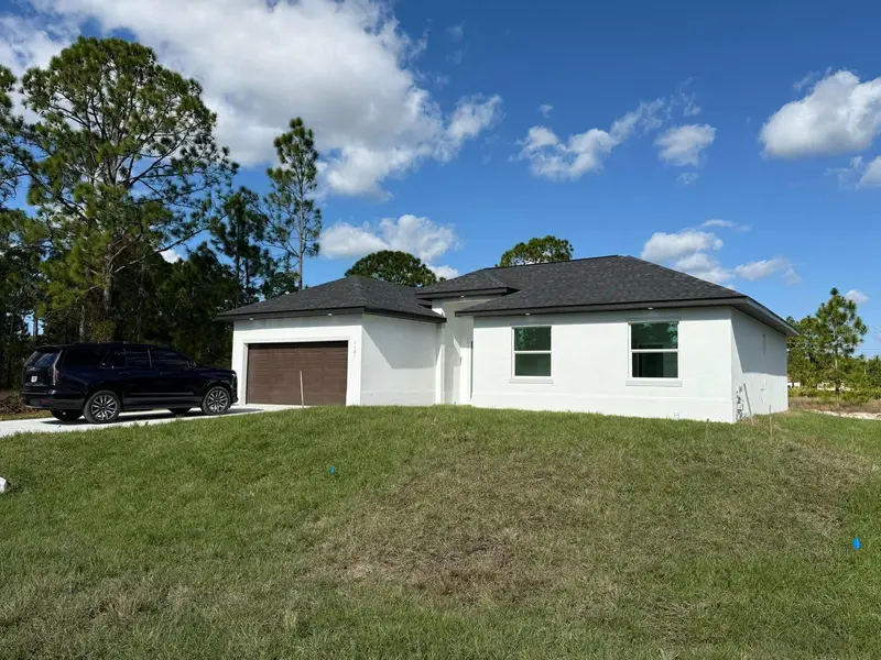 1121 Florence St E, FL