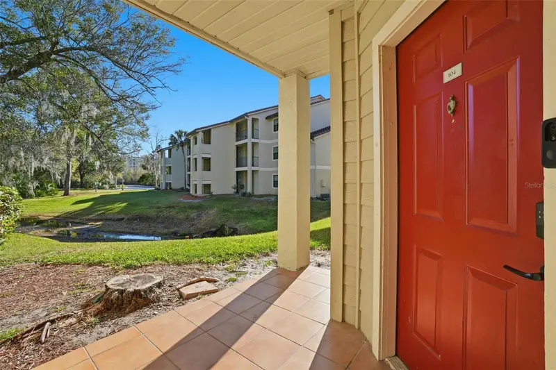 3036 Parkway Blvd #104, FL