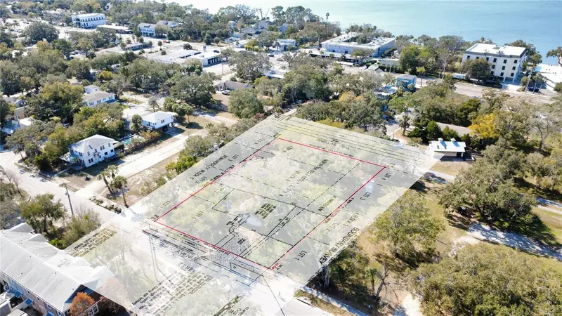 1136 Douglas Ave, FL