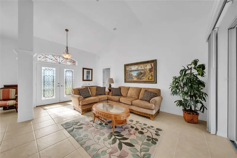 240 White Marsh Ln, FL