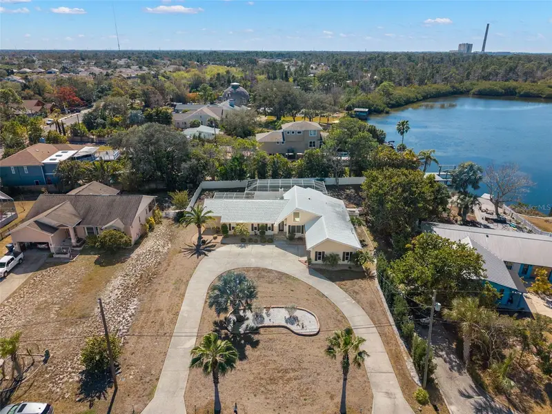2138 Bayou Dr, FL