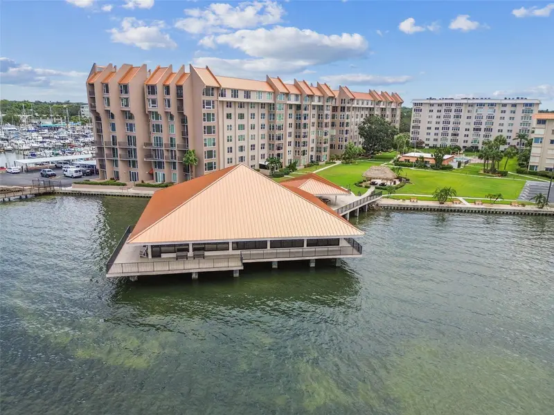 634 Edgewater Dr #744, FL