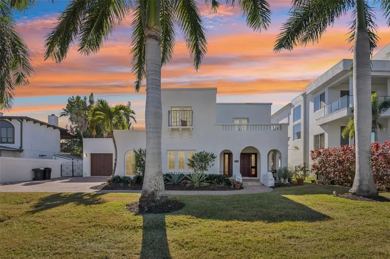 104 Palmera Boulevard, FL