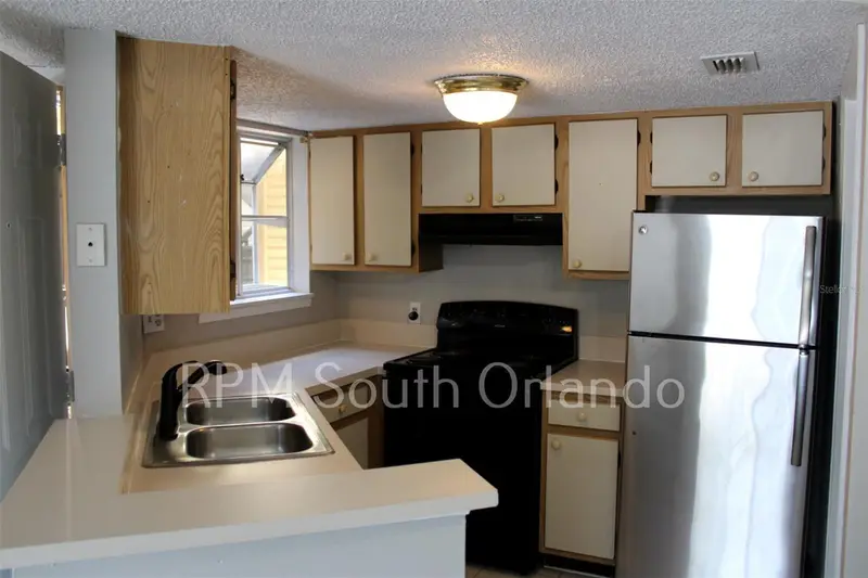 1908 Lake Atriums Cir #6, FL