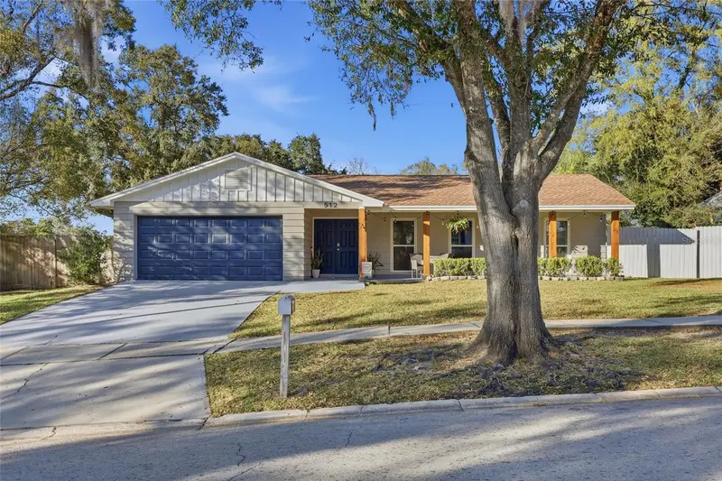 512 Garden Heights Dr, FL